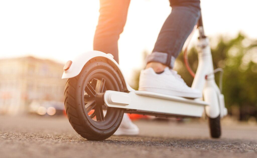 commuting-on-an-electric-scooter