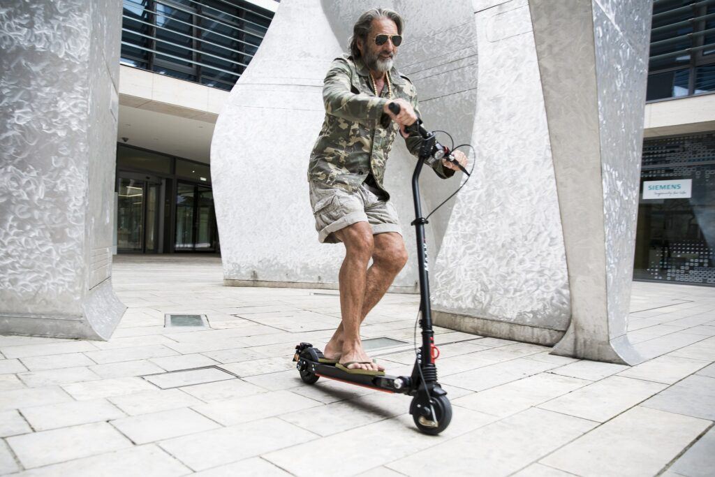 what-is-an-electric-scooter